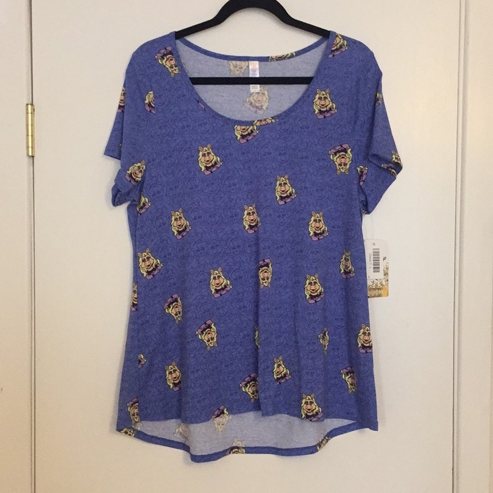L LuLaRoe Classic T Shirt Disney DD21 1445 - Picture 1 of 5